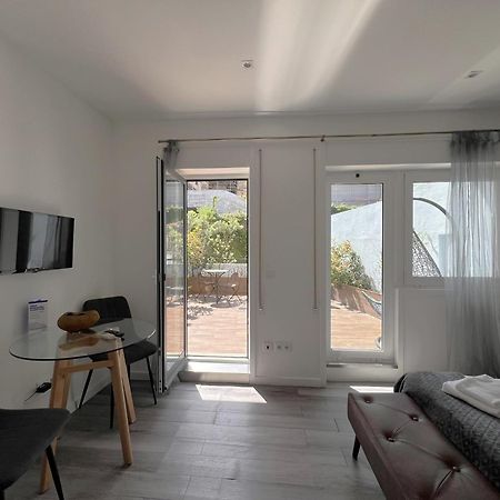Almada Studios & Suites OOporto Extérieur photo