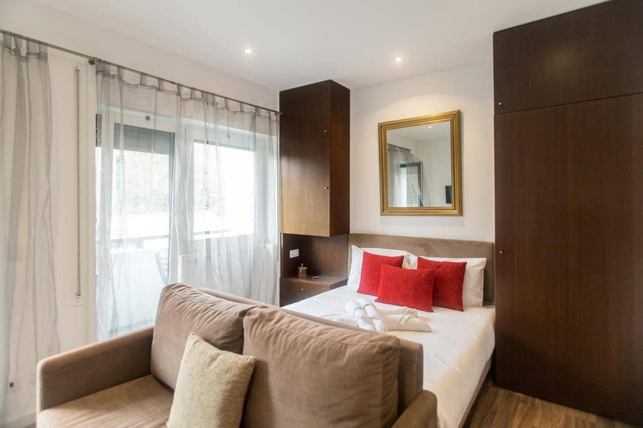 Almada Studios & Suites OOporto Extérieur photo