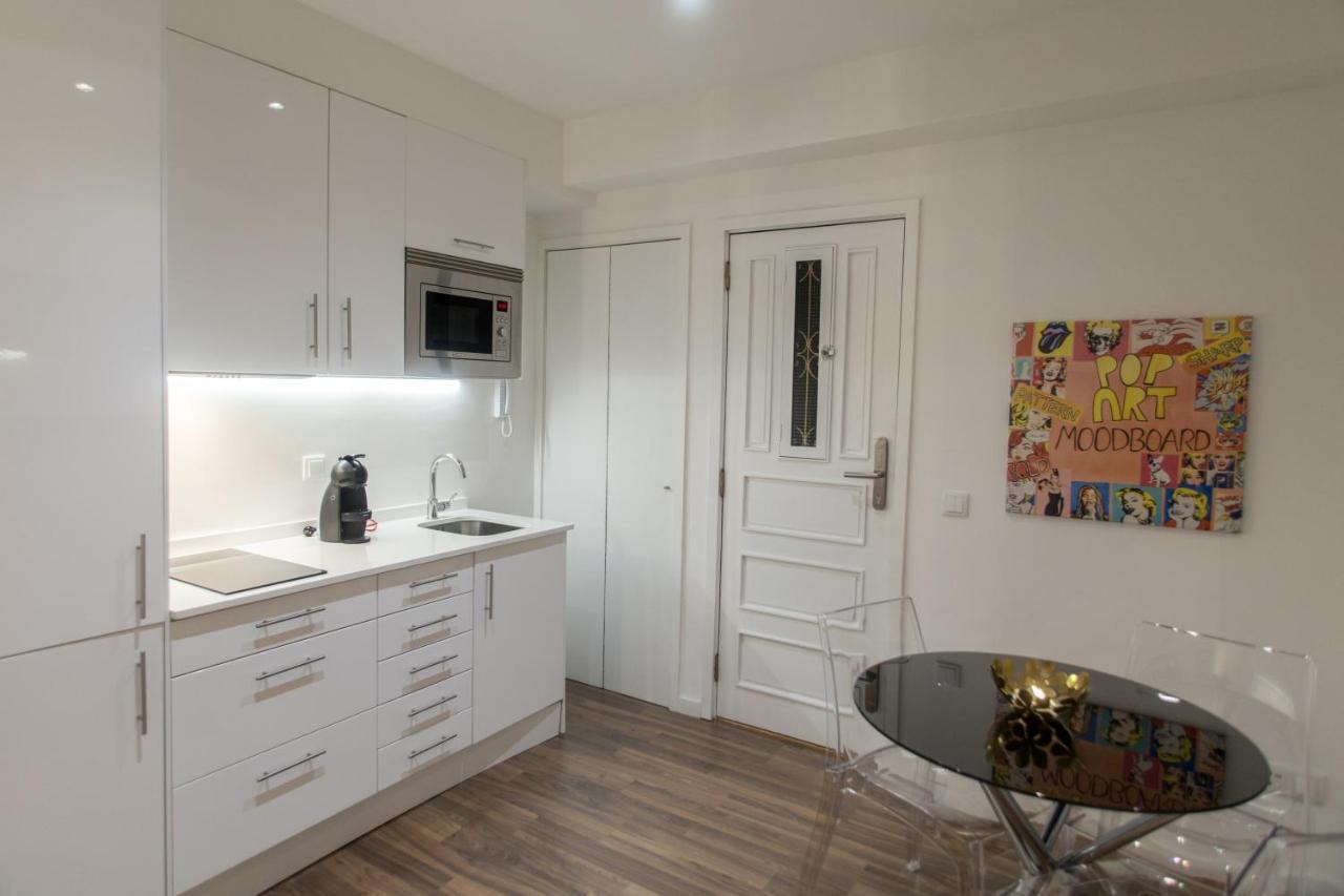 Almada Studios & Suites OOporto Extérieur photo