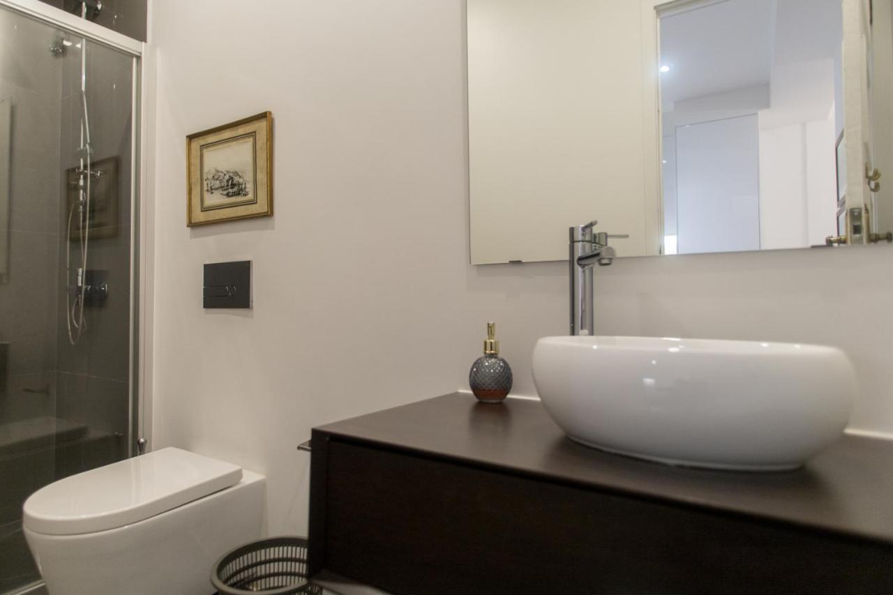 Almada Studios & Suites OOporto Extérieur photo